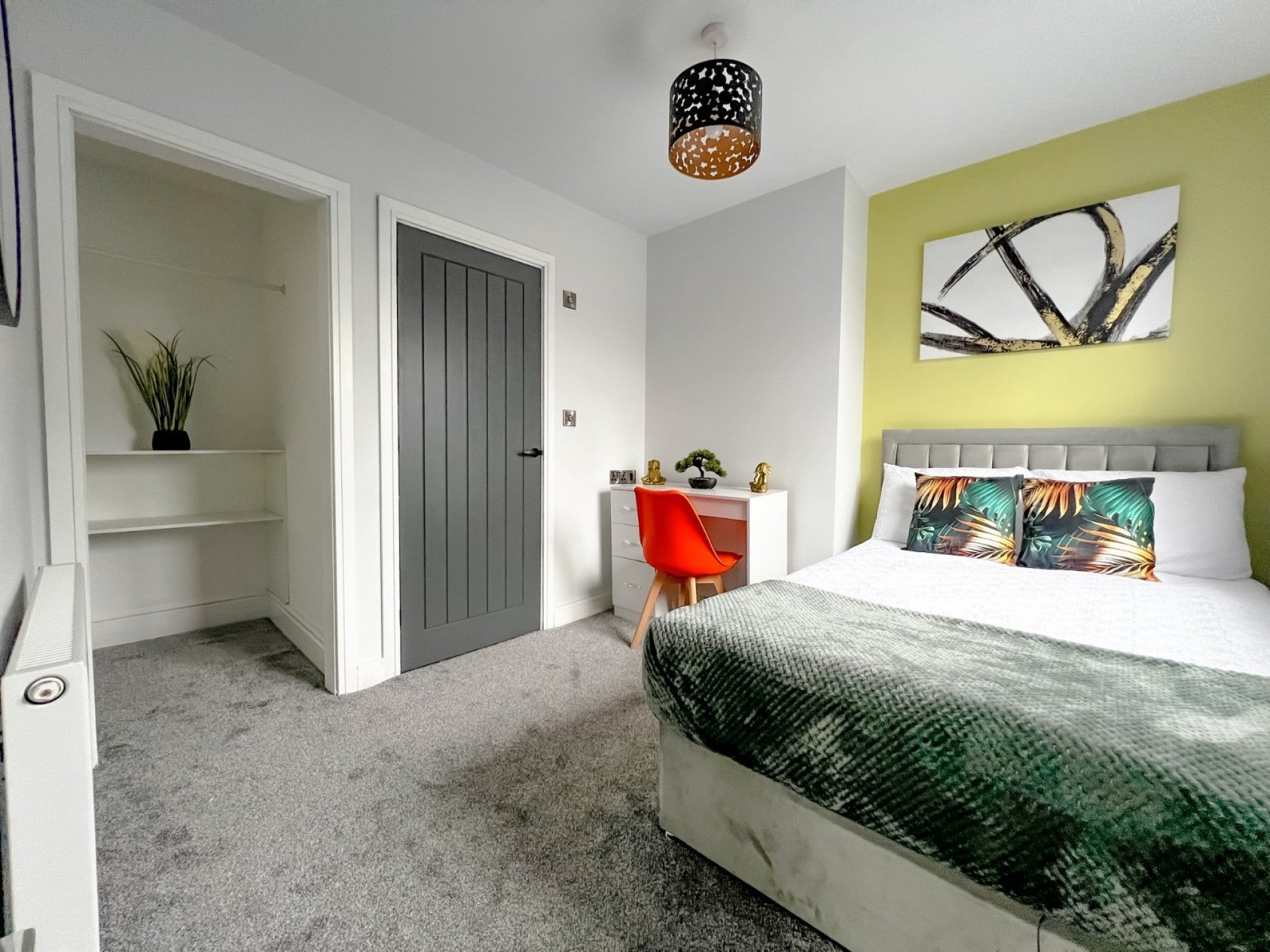 Room Hill Street in Bristol