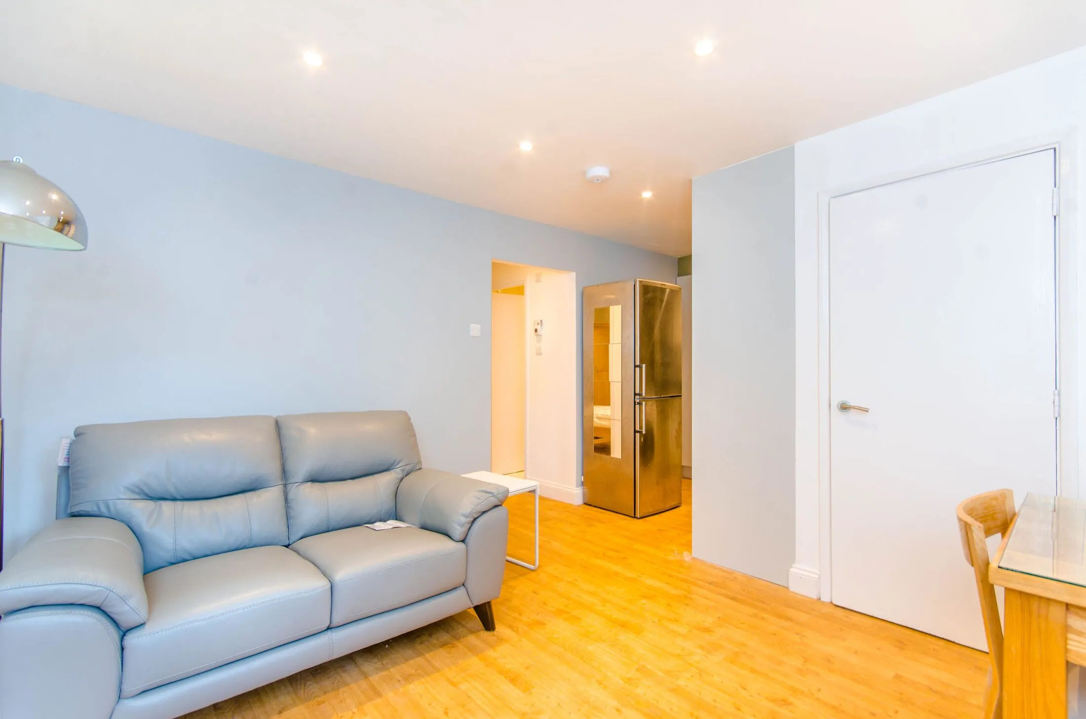 Flat Friars Mead in Greater London