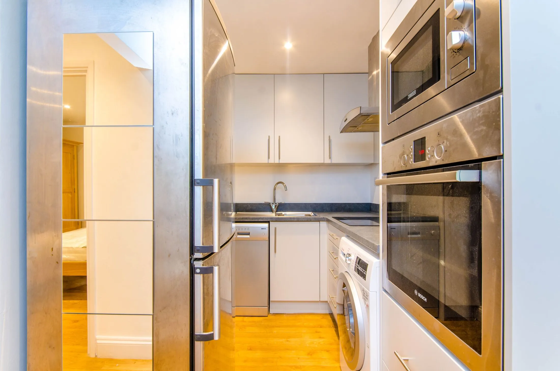 Flat Friars Mead in Greater London