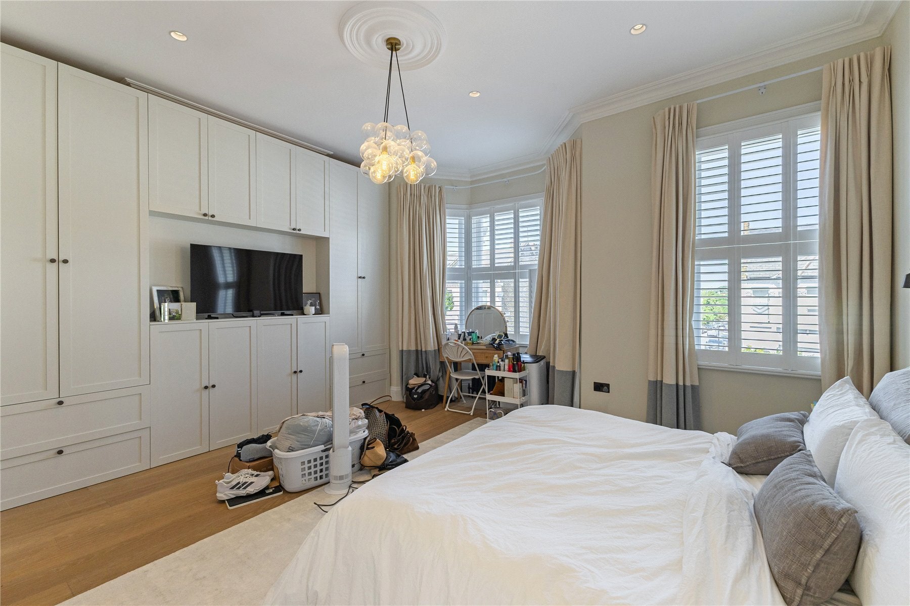 House Elms Crescent in Greater London