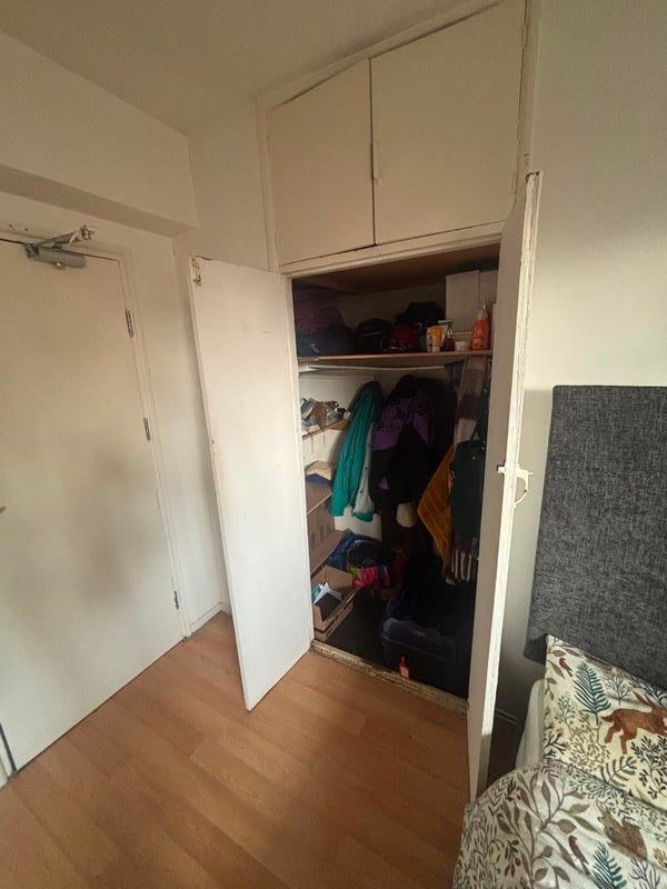 Room Fairclough Street in Greater London
