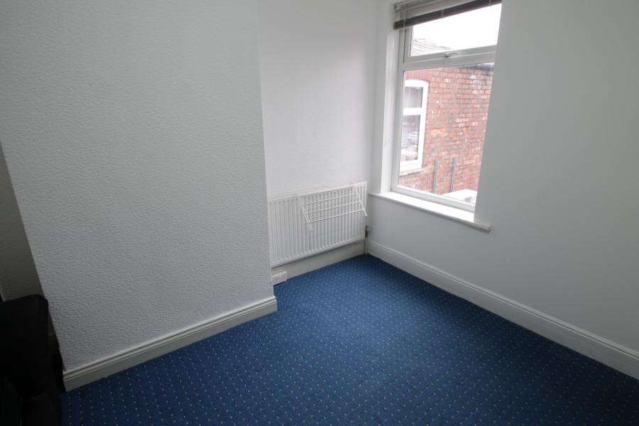 Flat Cross Street in Trafford