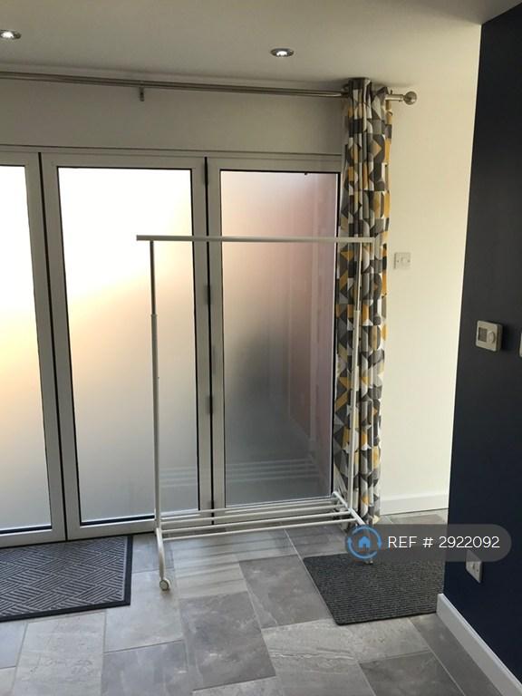 Flat Canonsfield in Peterborough