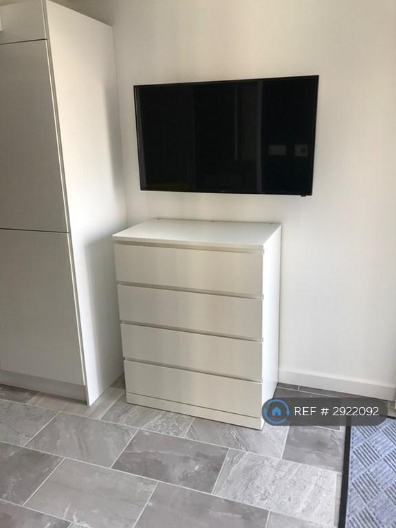 Flat Canonsfield in Peterborough