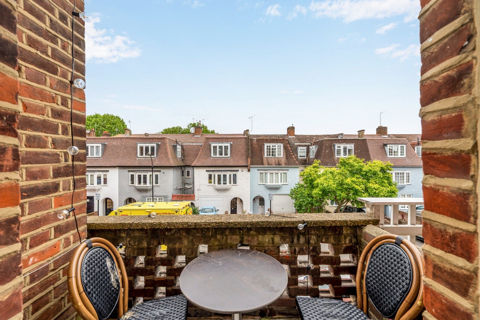 Flat Comeragh Road in Greater London