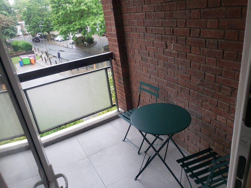 Flat Ethelburga Street in Greater London