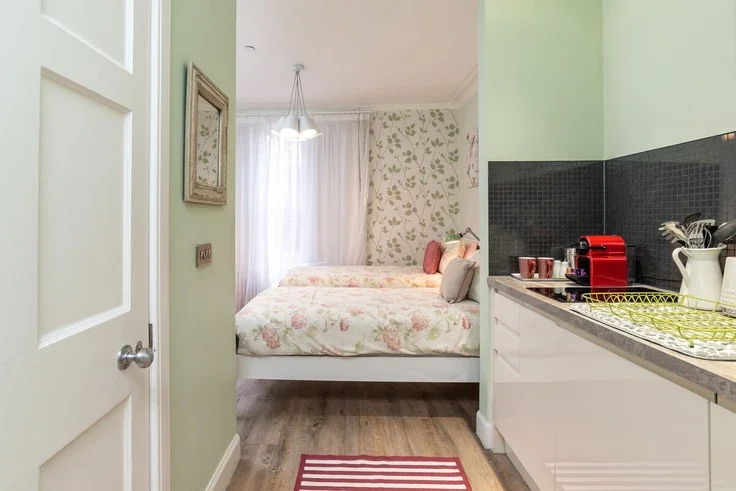 Room Torphichen Street in City of Edinburgh