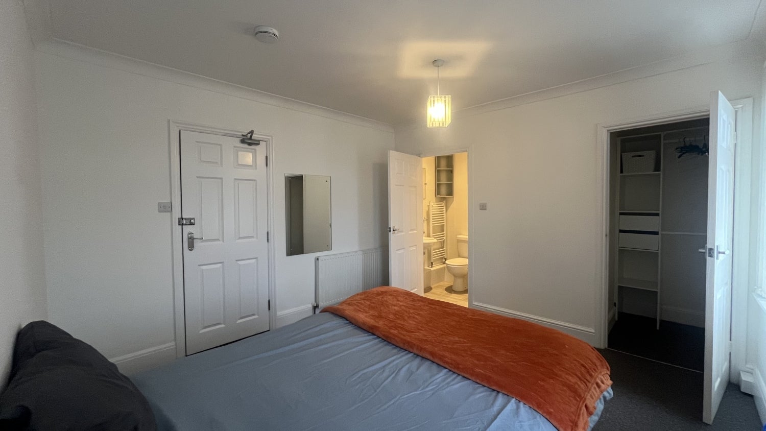 Room Sterte Road in Poole