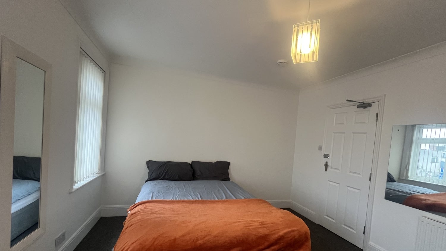 Room Sterte Road in Poole