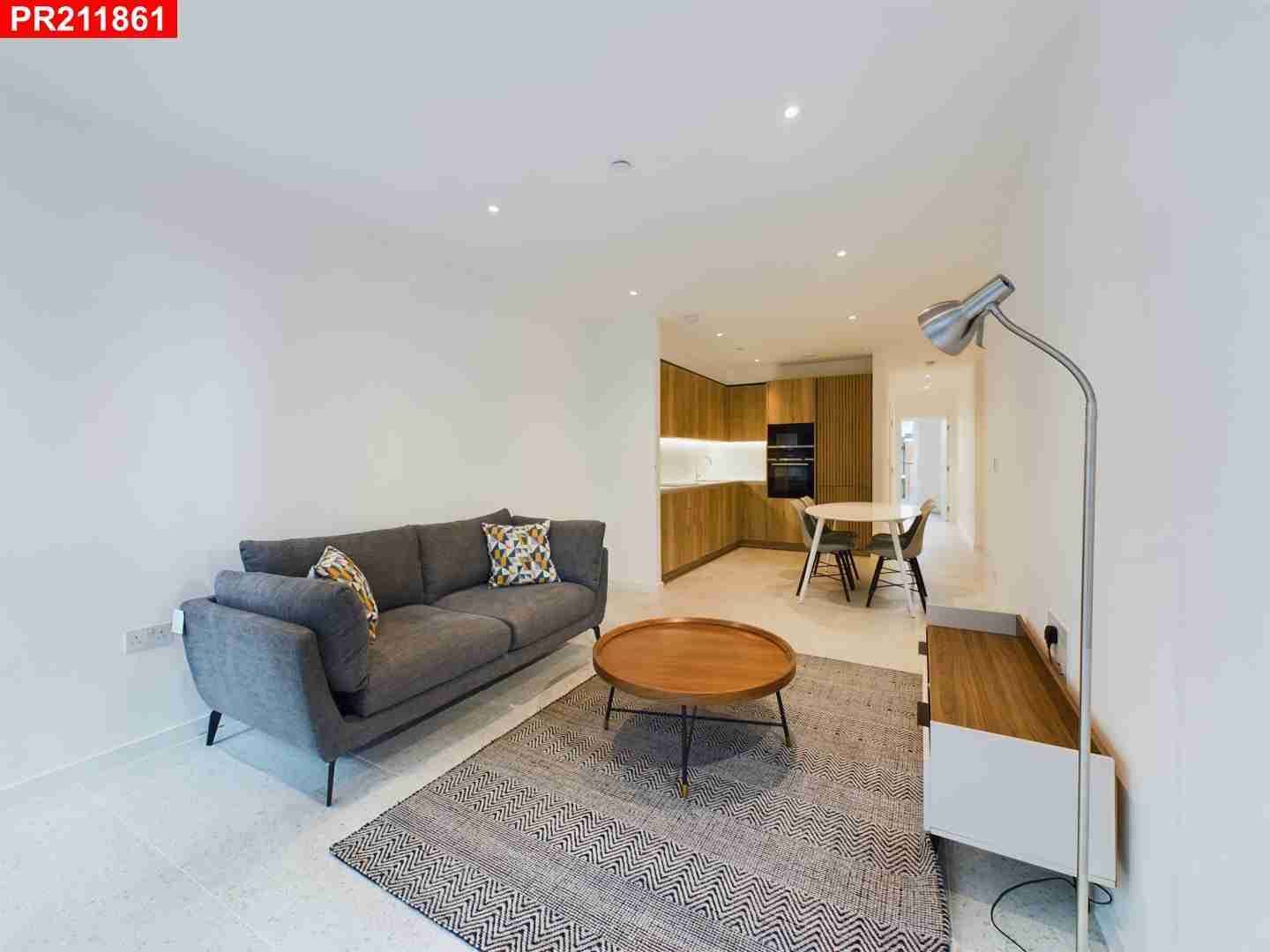 Flat Sidney Street in Greater London