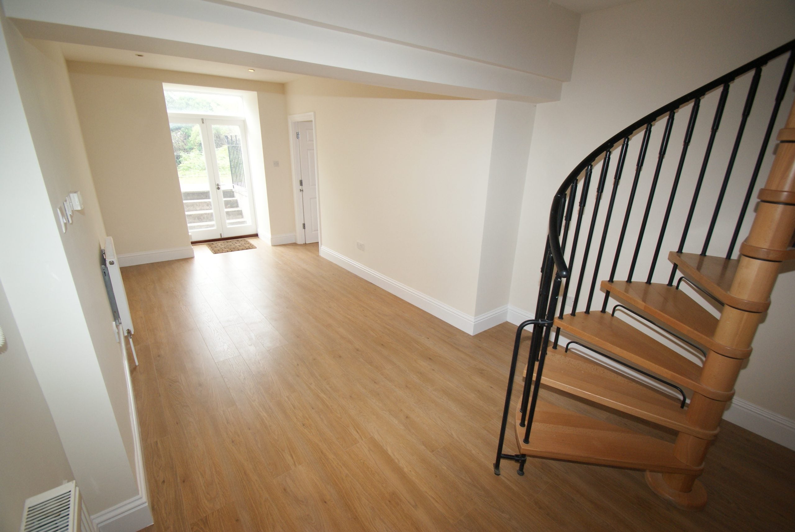 Flat Clarendon Road in Bristol