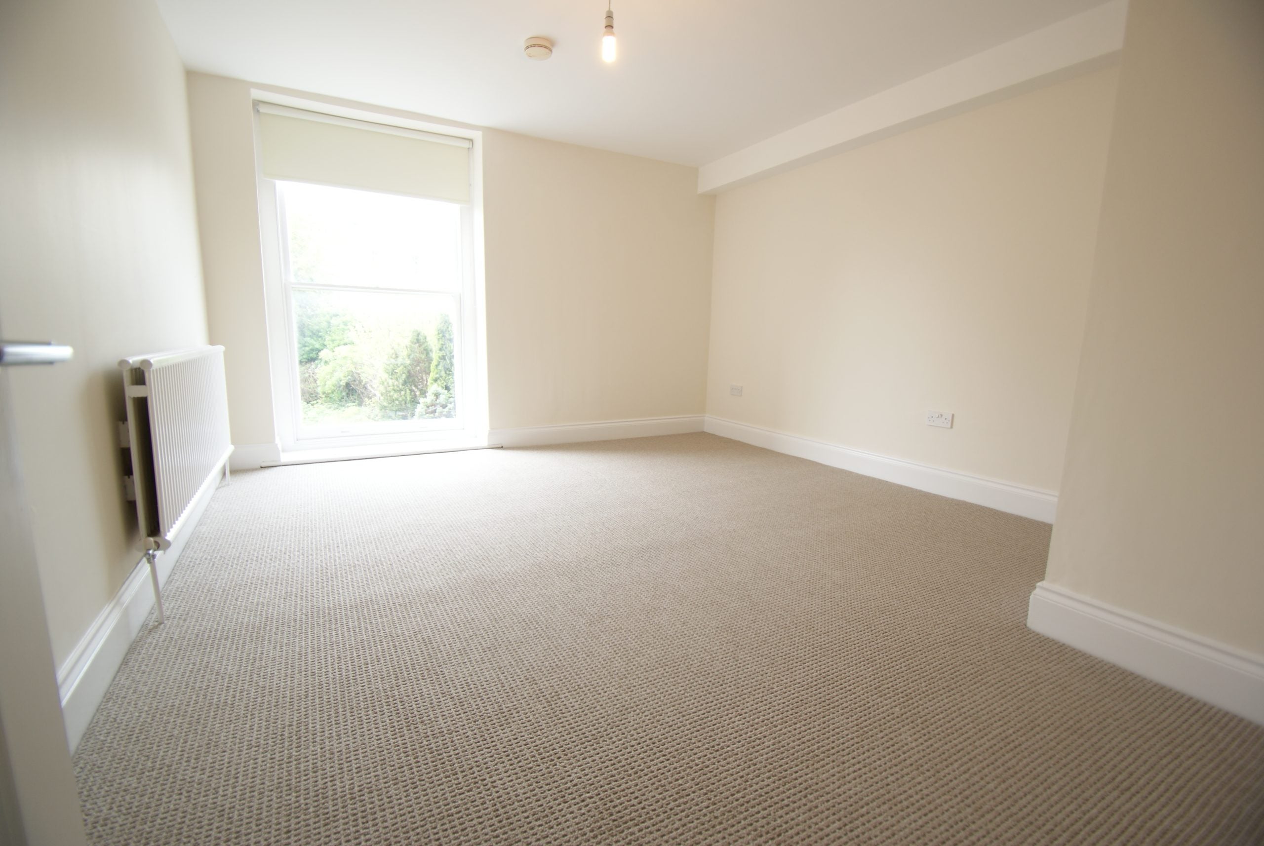 Flat Clarendon Road in Bristol