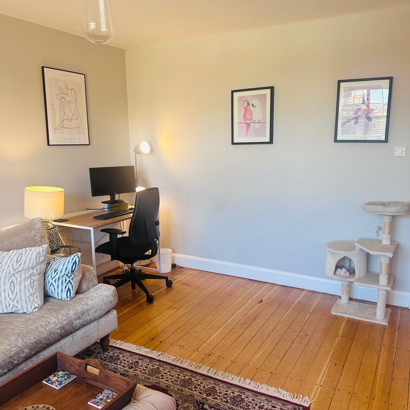 Room Thorncliffe Road in Greater London
