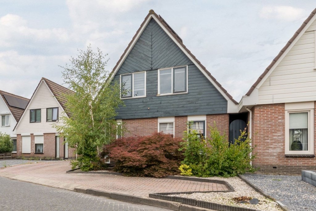 Huis Waterkant 7 in Oude Pekela
