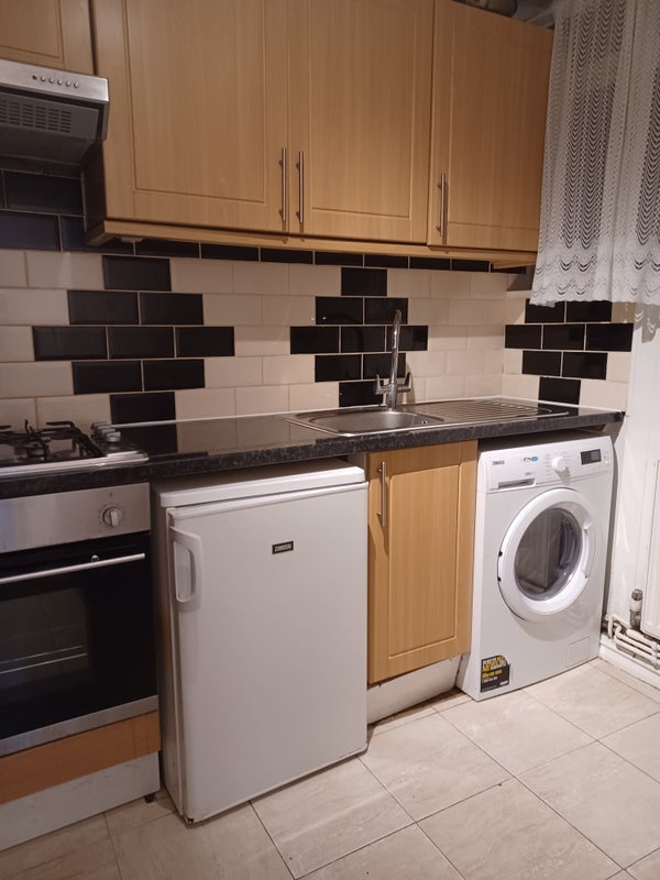 Room Carlton Vale in City of Westminster