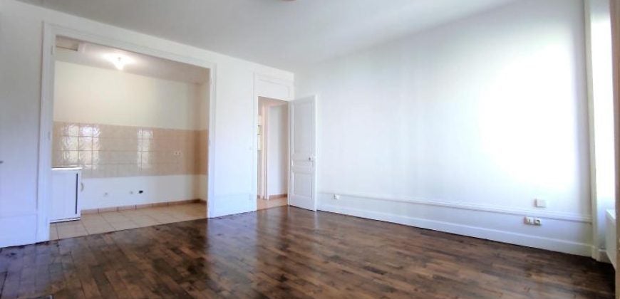 Appartement Rue Léon Blum à Villeurbanne