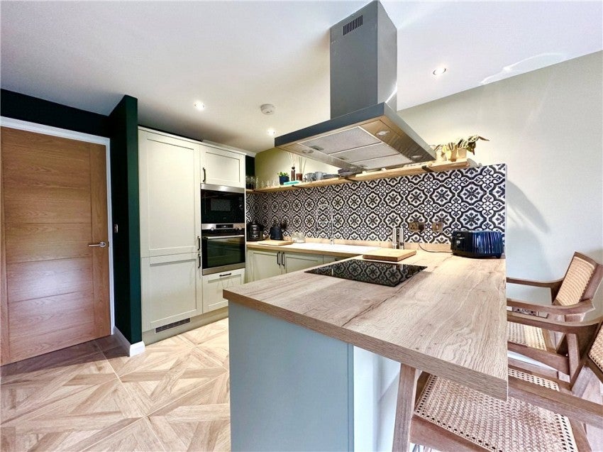 House Cook Way in Maltby