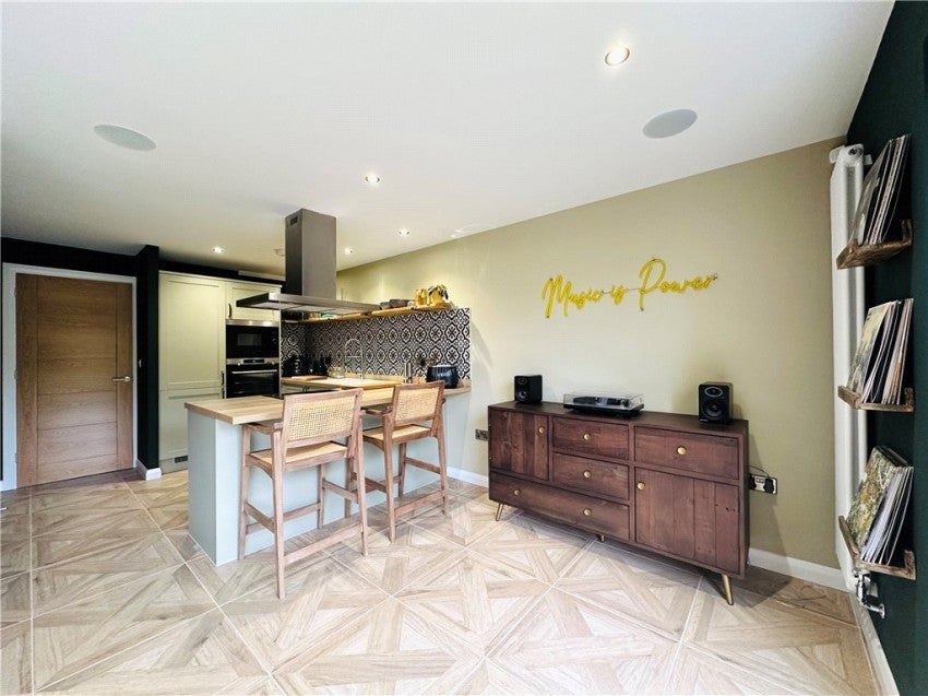 House Cook Way in Maltby