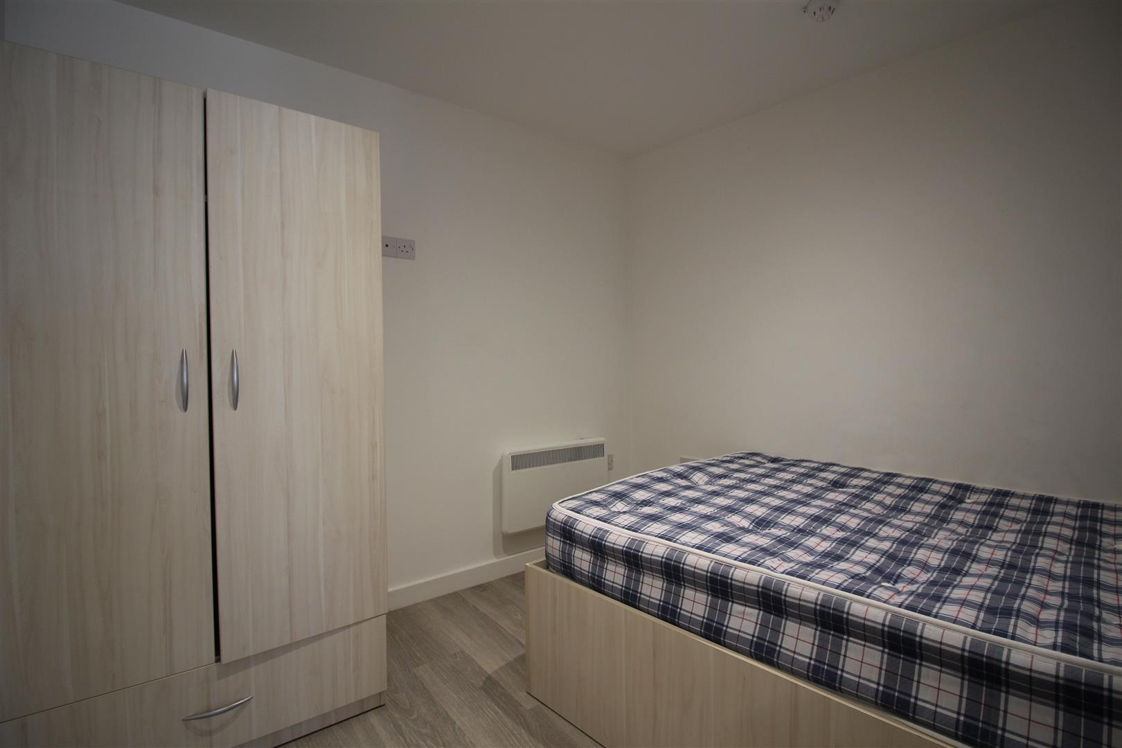 Flat Havelock Street in St. Mildreds
