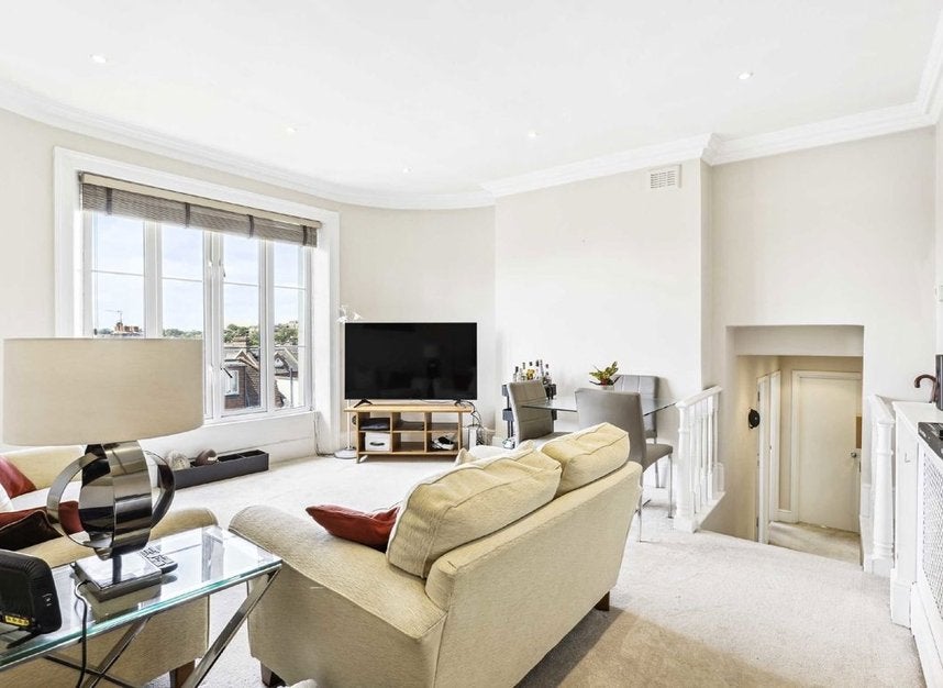 Flat Park Hill in Greater London