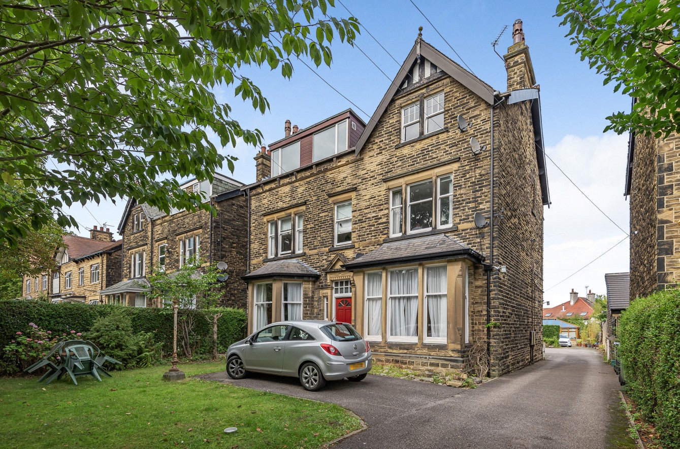 House Park Lane in Leeds