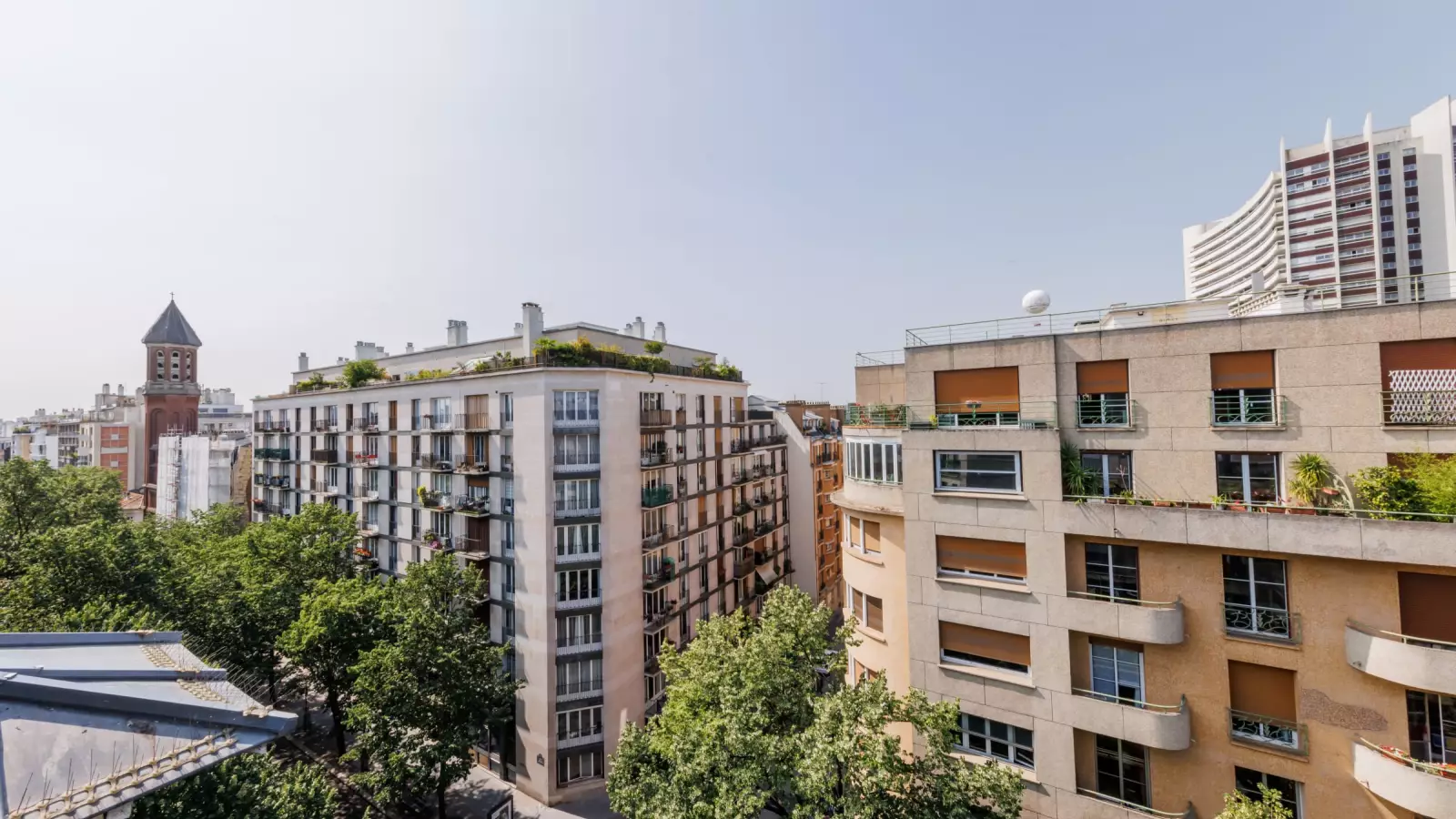 Appartement Rue Laure Surville à Paris