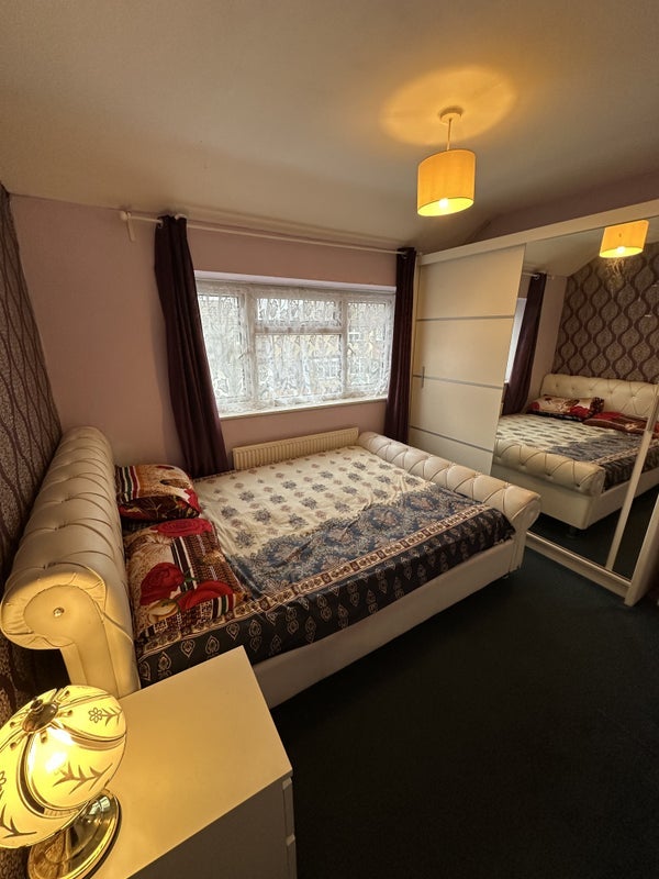Room Allen Road in Greater London