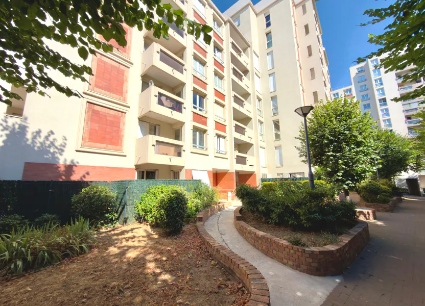 Appartement Quai de la Marine à L'Île-Saint-Denis
