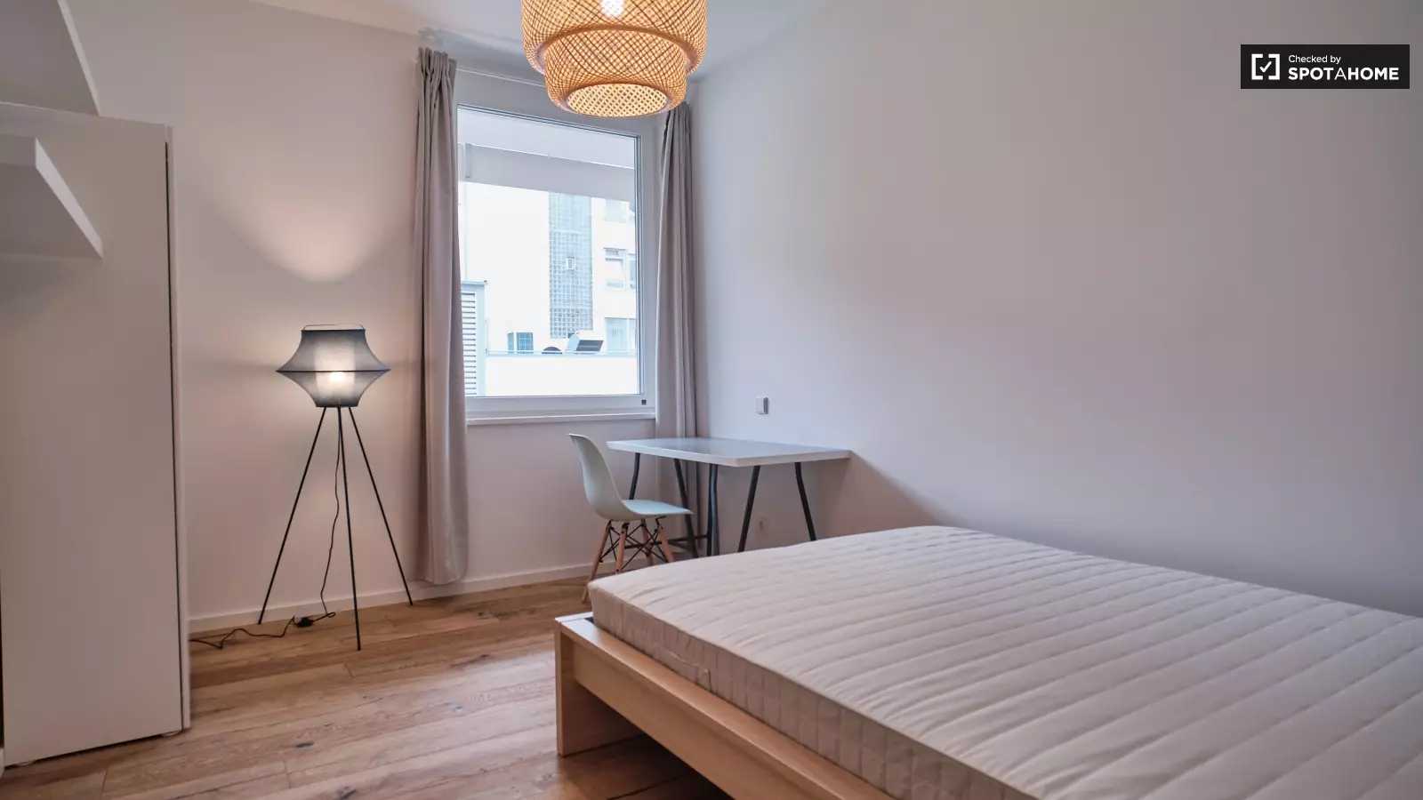 Zimmer Nazarethkirchstraße in Berlin