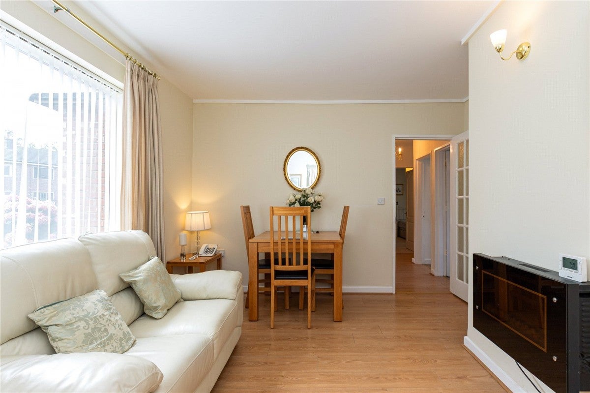 Flat Earlsway in Macclesfield