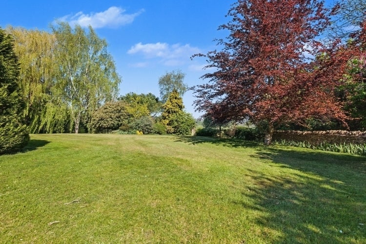 House Burleigh Road in West Oxfordshire