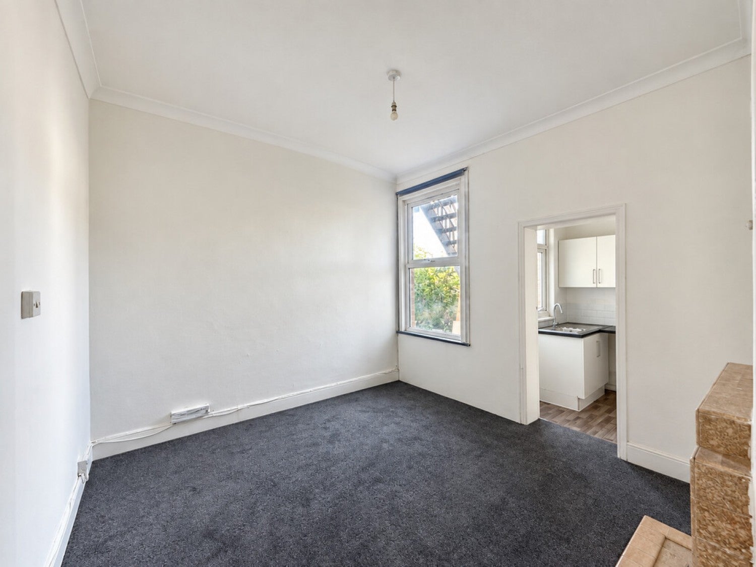 Flat Inverness Avenue in Southend-on-Sea