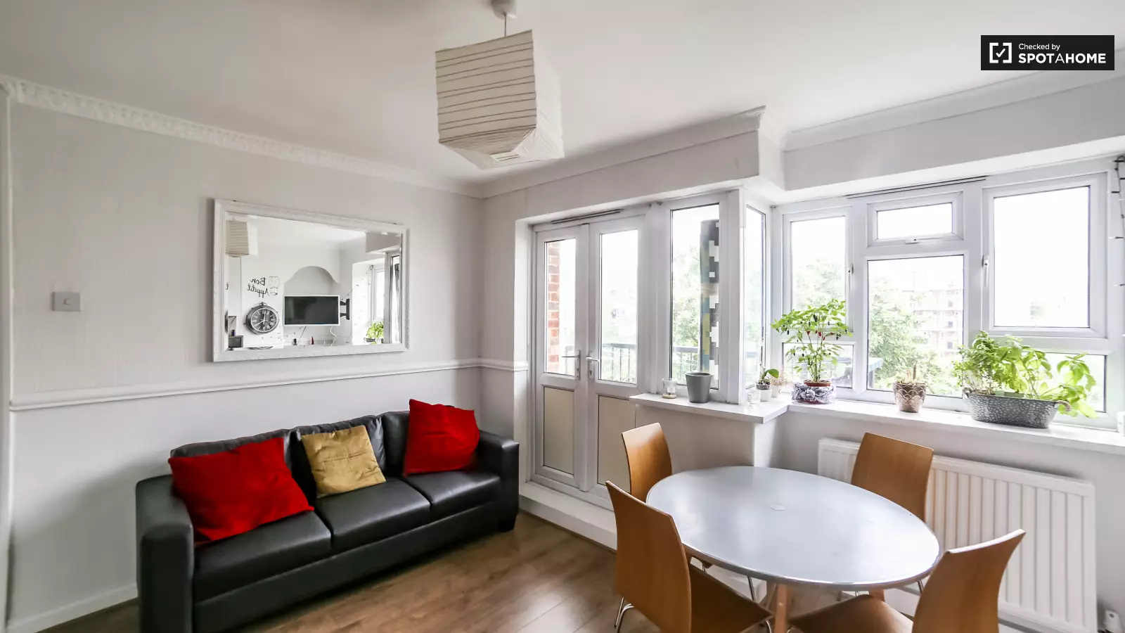 Room Devons Road in Greater London