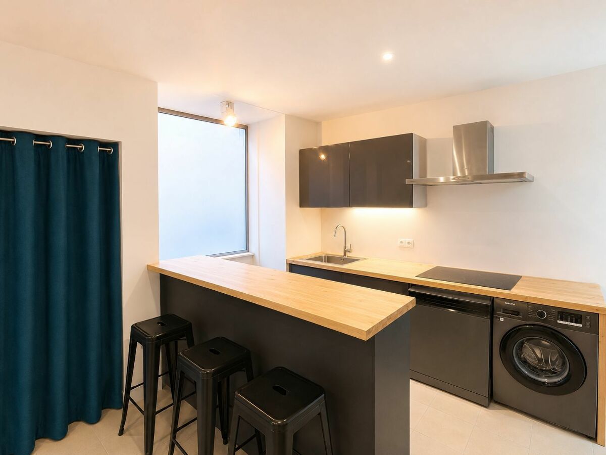 Flat Rue Henri Chevreau in Paris