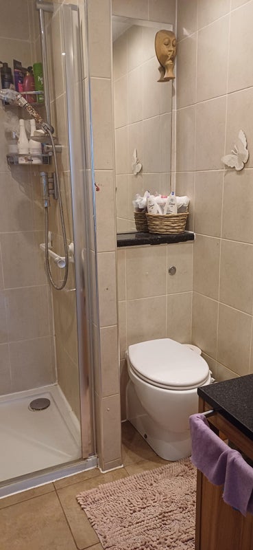 Room Park Avenue in Greater London