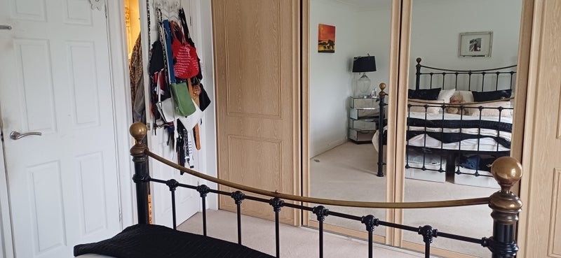 Room Park Avenue in Greater London