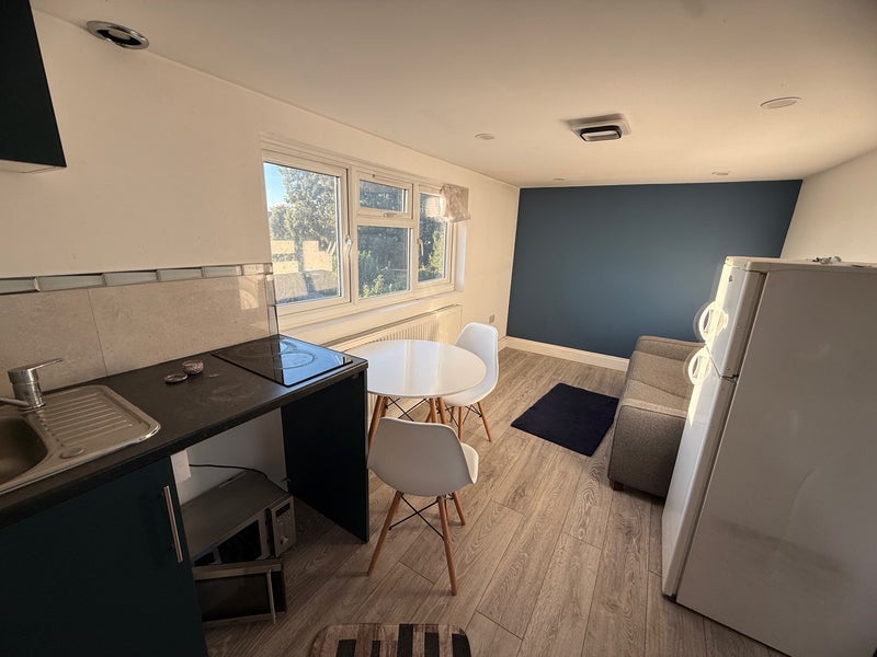 Room Romany Gardens in Greater London