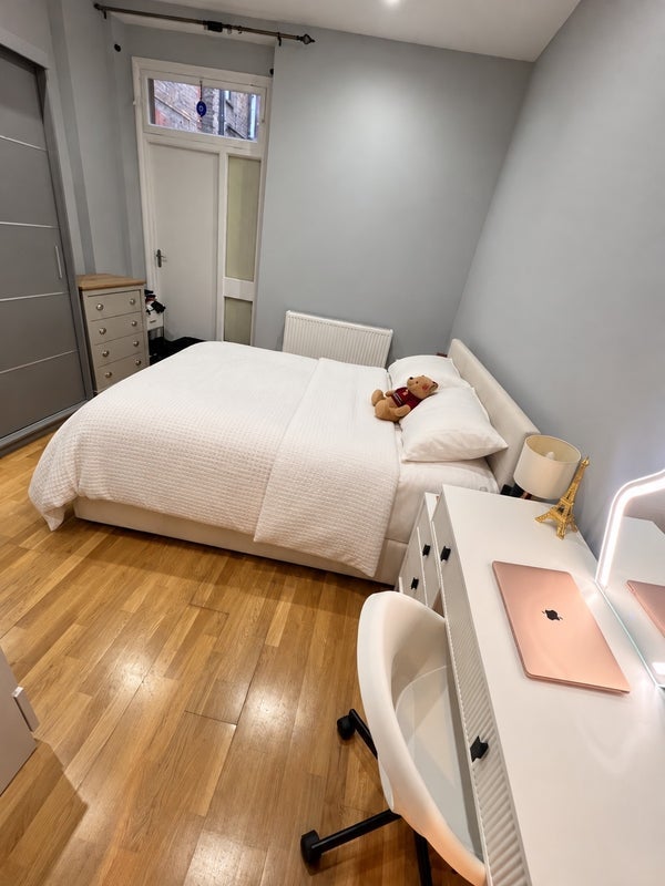 Room Palace Gate in Greater London