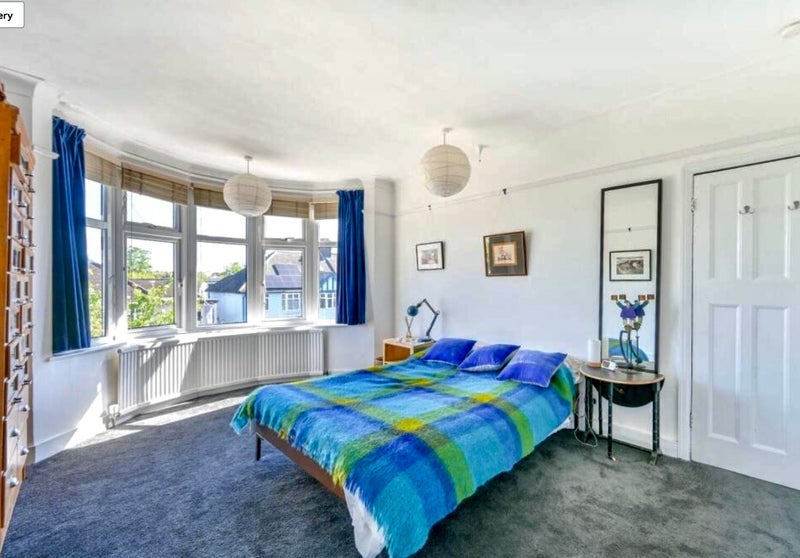 Room Haycroft Gardens in Greater London