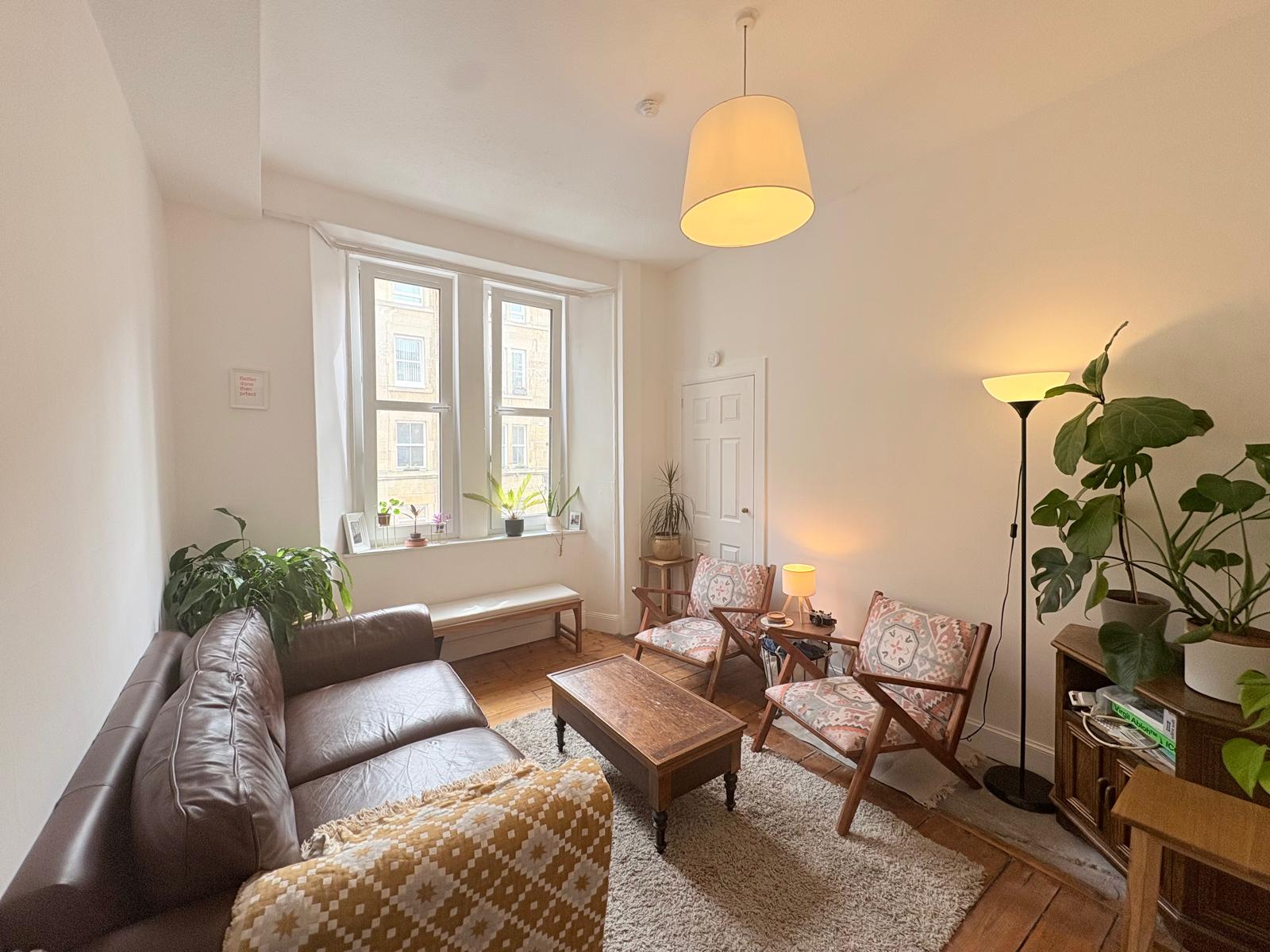 Flat Watson Crescent in City of Edinburgh