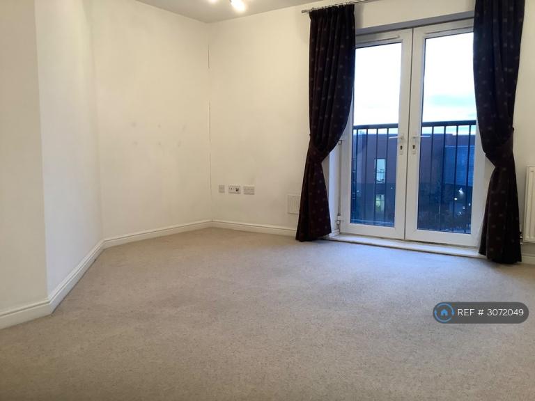 Flat Chorley New Road in Horwich