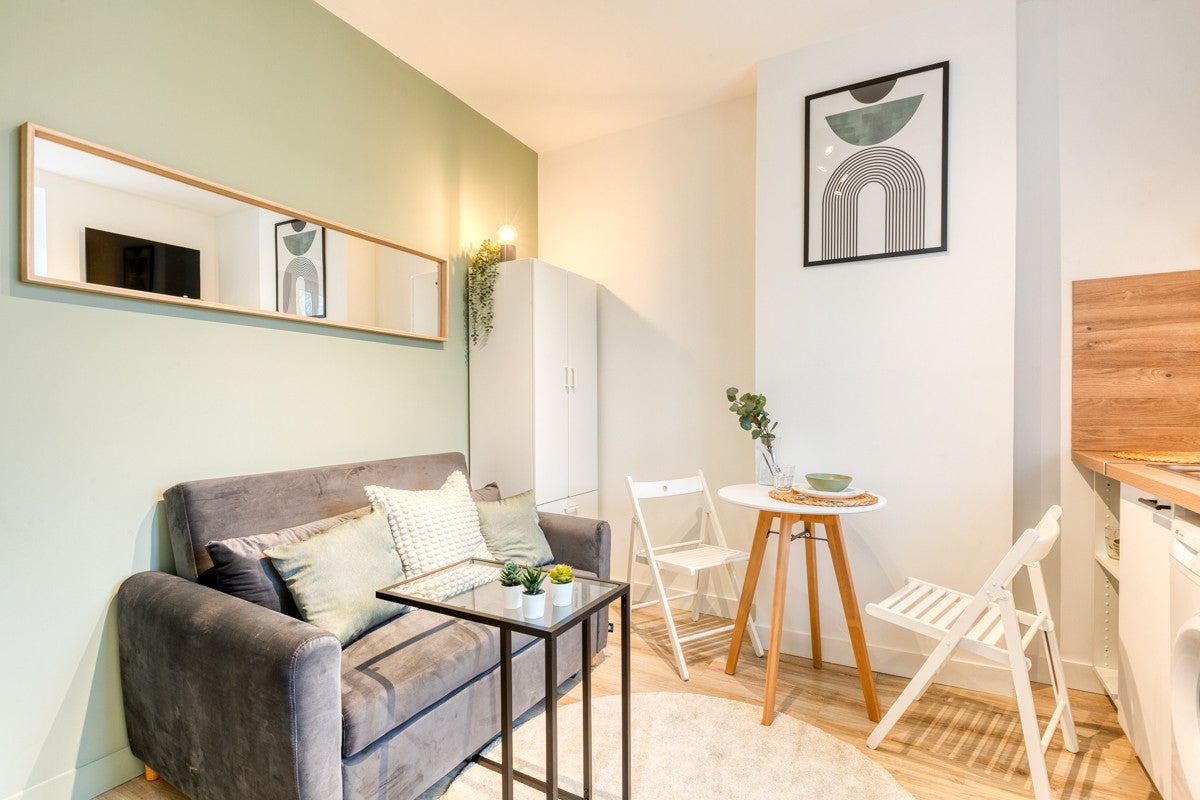 Room Rue Saint-Bernard in Lille