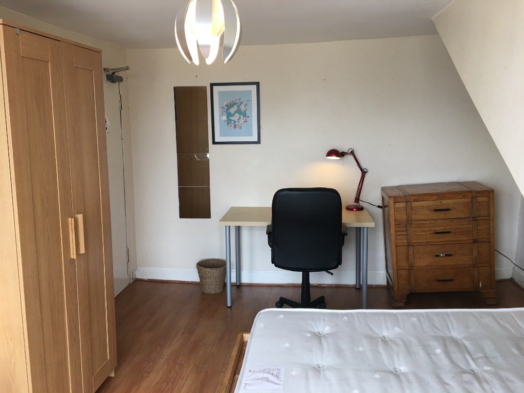 Flat Newington Road in City of Edinburgh