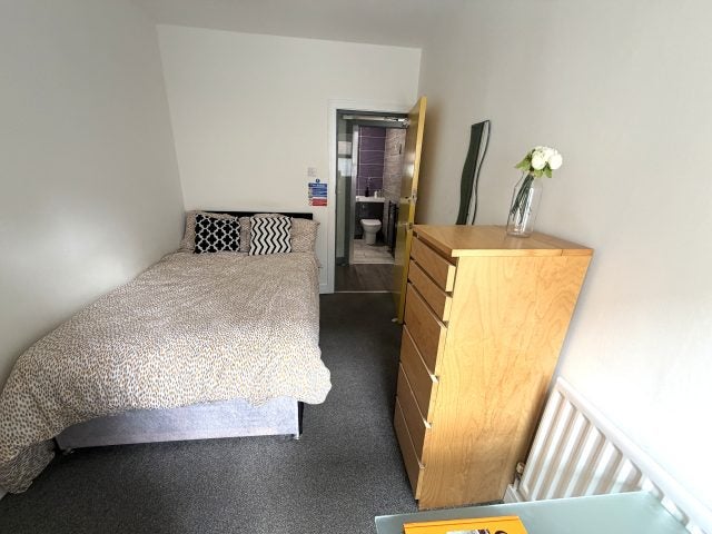 Flat Broomhall Street in Sheffield