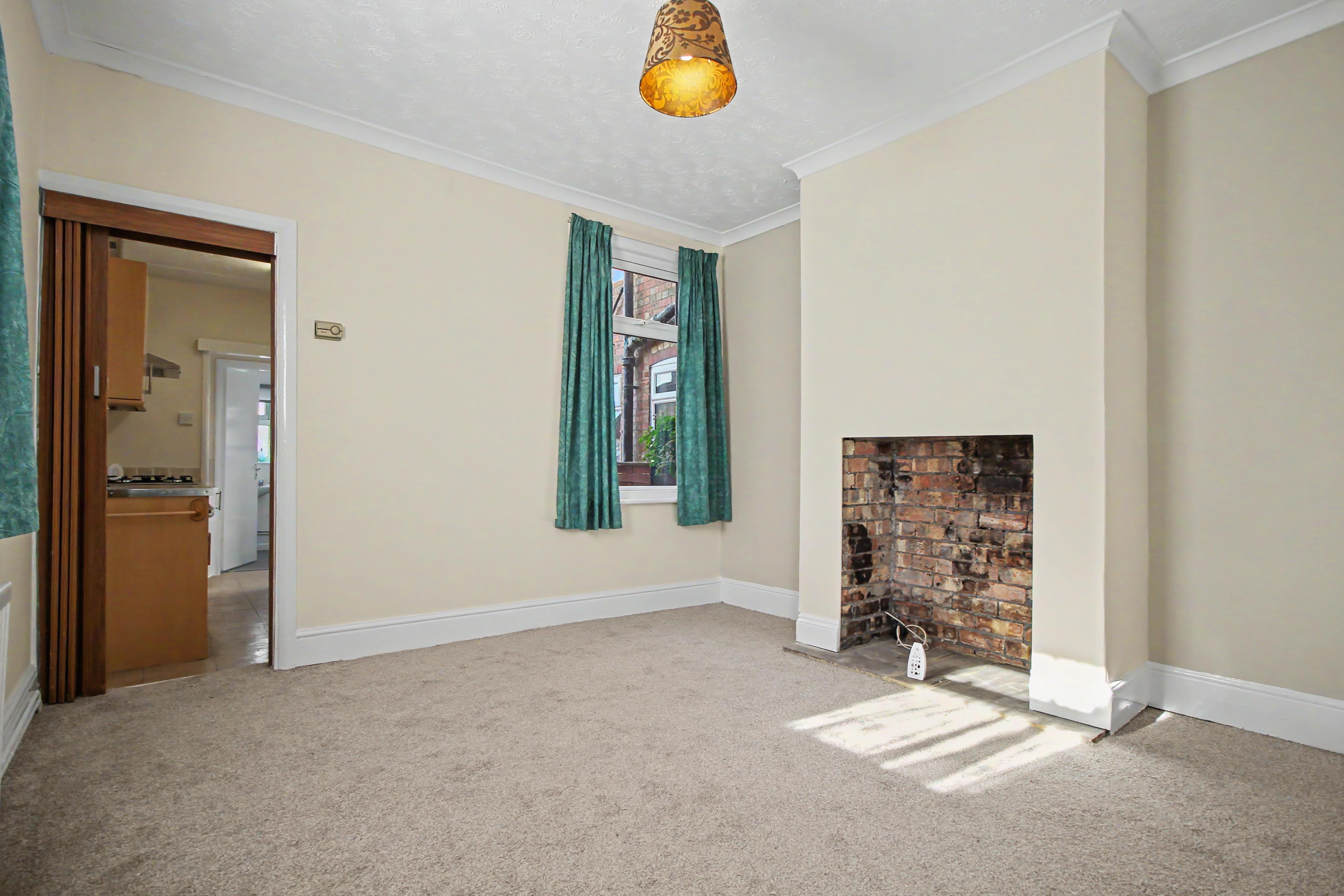 House De Vere Road in Thrapston