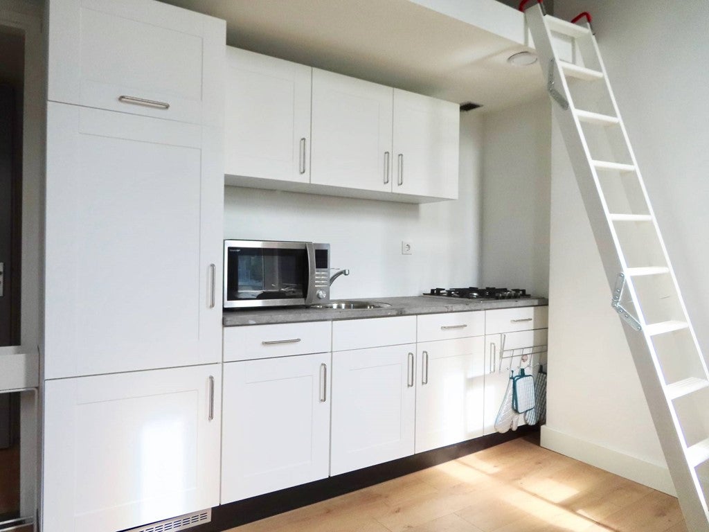 Studio te huur: Westerbaenstraat 116A, 'S-Gravenhage