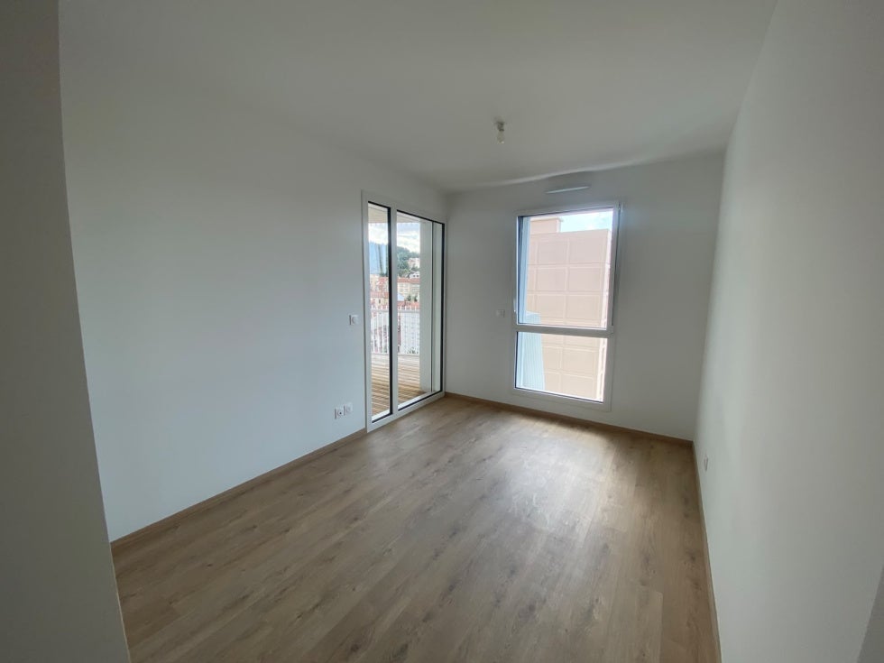 Flat Rue d'Outre Furan in Saint-Étienne