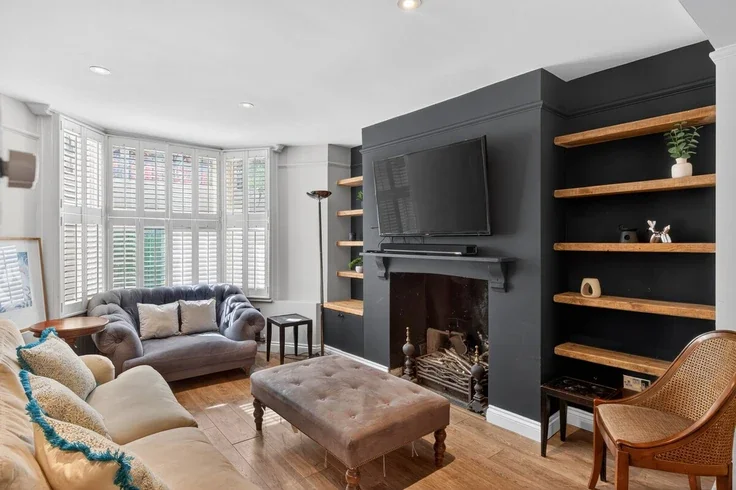 Flat Westbourne Road in Greater London