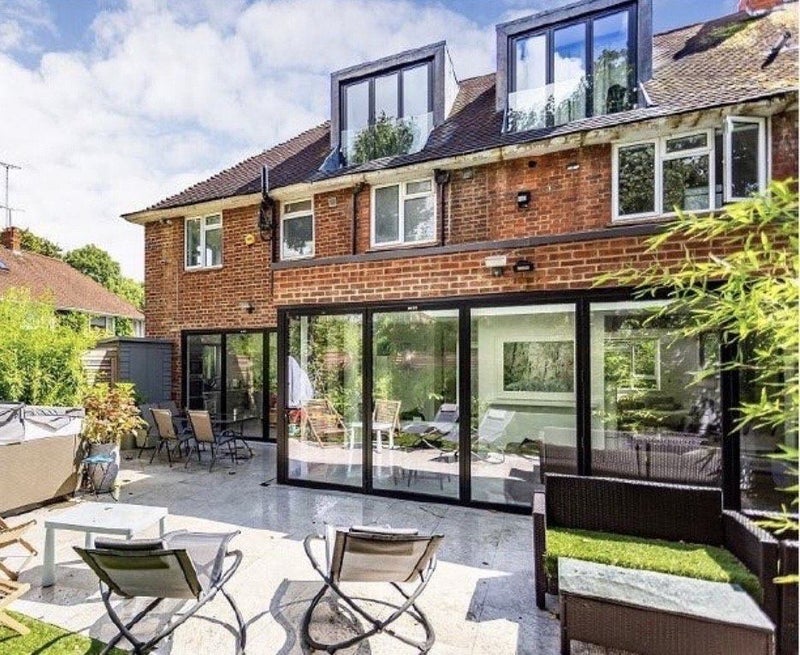 Room Hartham Close in Greater London