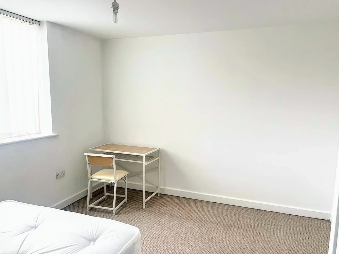 Room Tidemill Way in Greater London